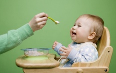 Еда на первом году жизни ребенка
